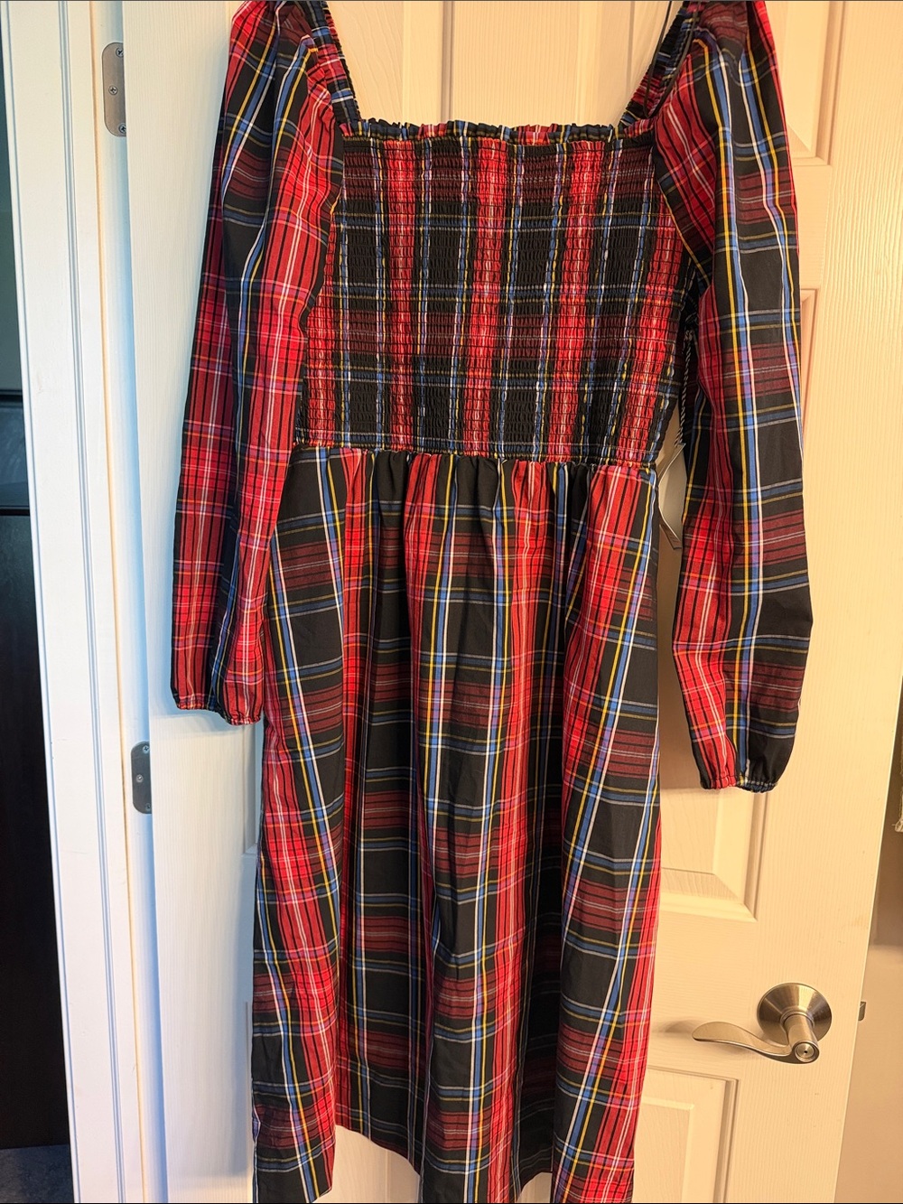 Draper James Smocked Puff Sleeve Midi Dress Red Black Tartan Plaid Holiday NWT L